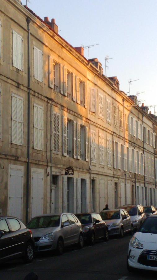Petite Roche Gites Centre-Ville La Rochelle ลาโรแชล ภายนอก รูปภาพ