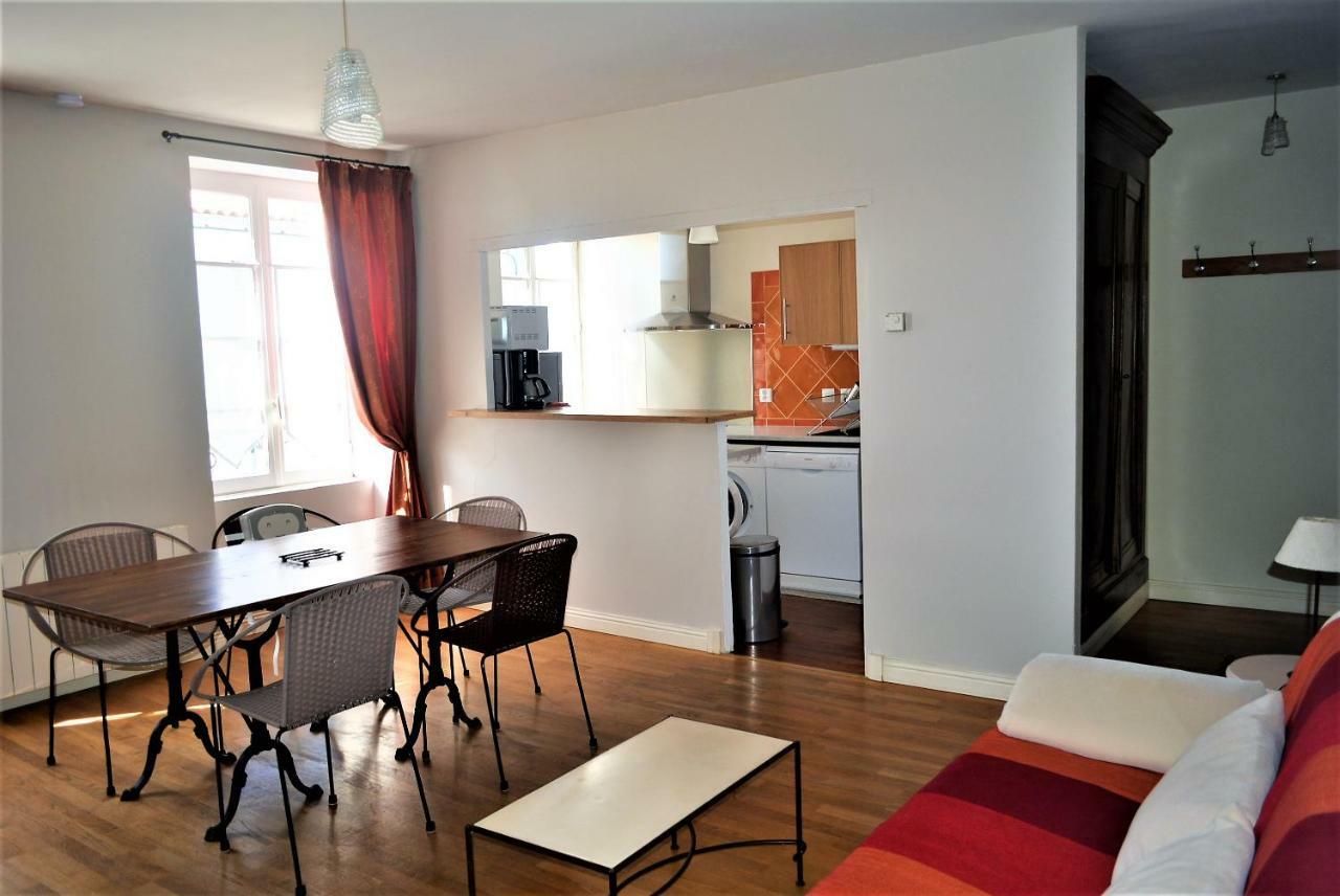 Petite Roche Gites Centre-Ville La Rochelle ลาโรแชล ภายนอก รูปภาพ